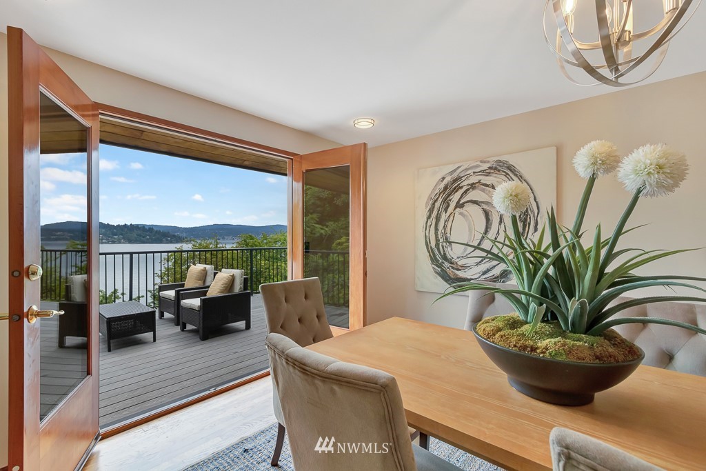 6059 South Roxbury Street Seattle, WA 98118 - Photo 10 of 40 Gallery Image 10