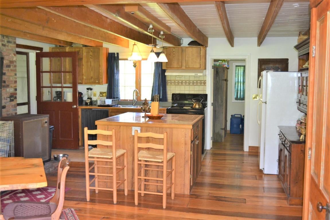 9635 Lobelia Road Hillsboro, WV 24946 - Photo 13 of 29 Gallery Image 13