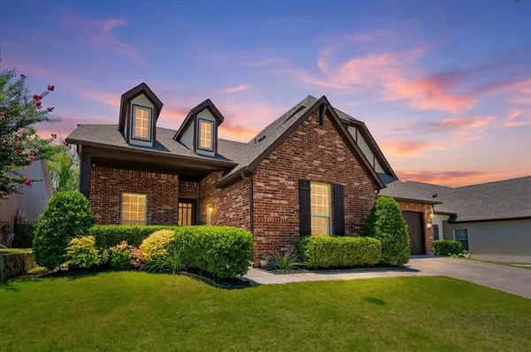$575,000 | 214 Parkview Drive, Aledo, TX 76008