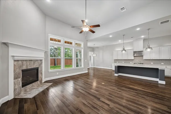 $620,000 | 151 Jacks Corner Drive, Montgomery, TX 77316