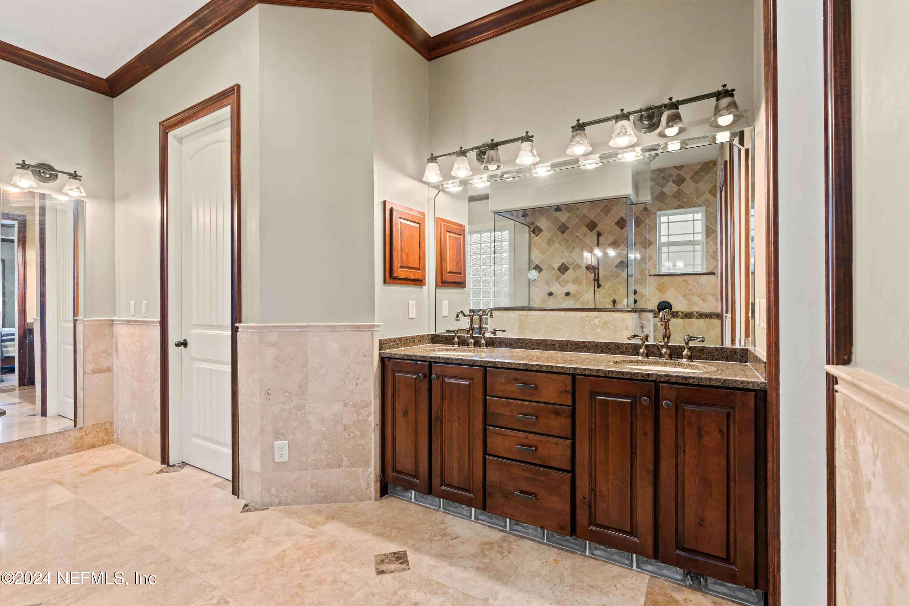 1315 Whispering Pines Road St. Johns, FL 32259 - Photo 27 of 44 22-Primary Bathroom