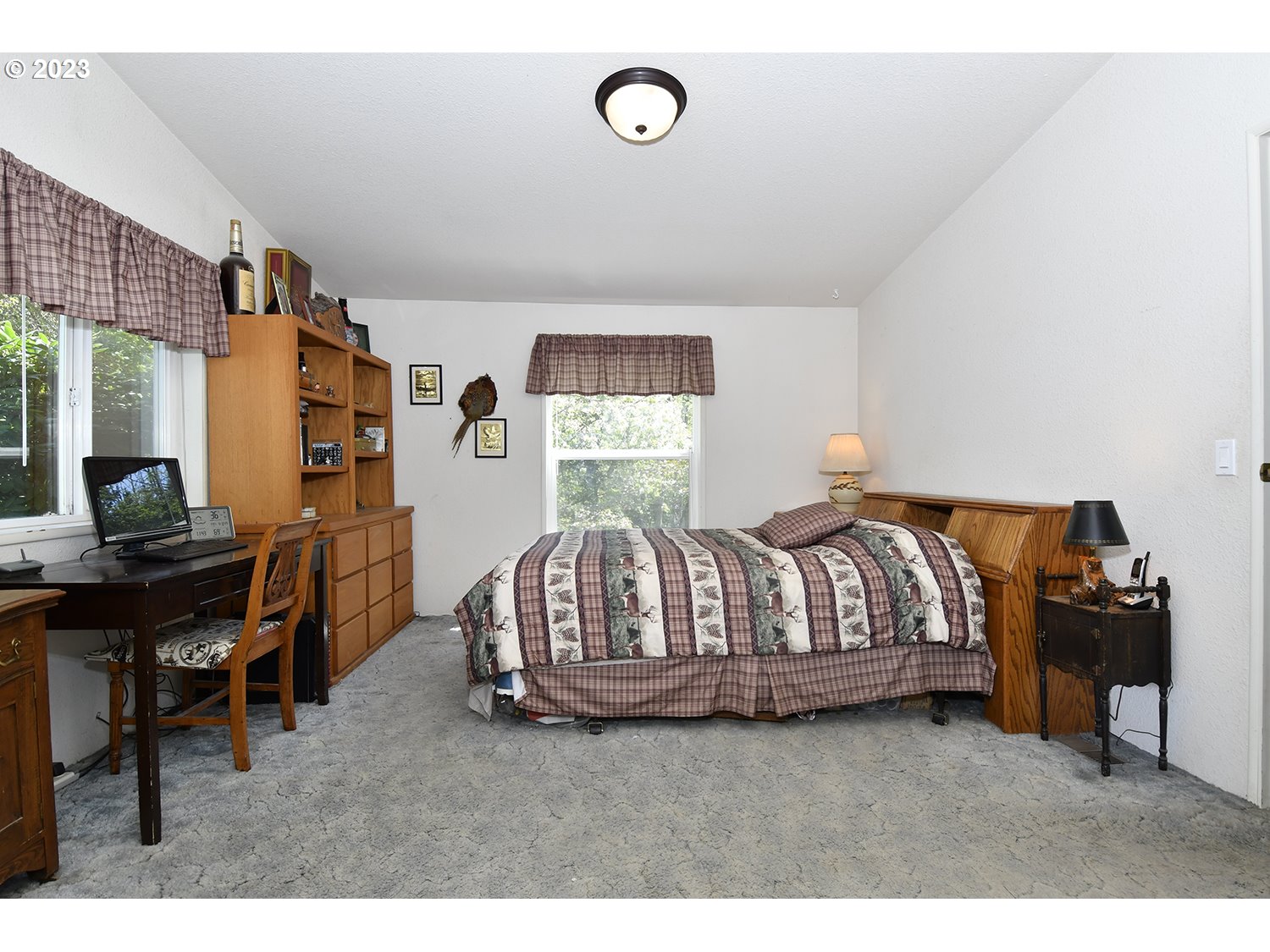 35777 Southeast Divers Road Estacada, OR 97023 - Photo 12 of 33 Gallery Image 12