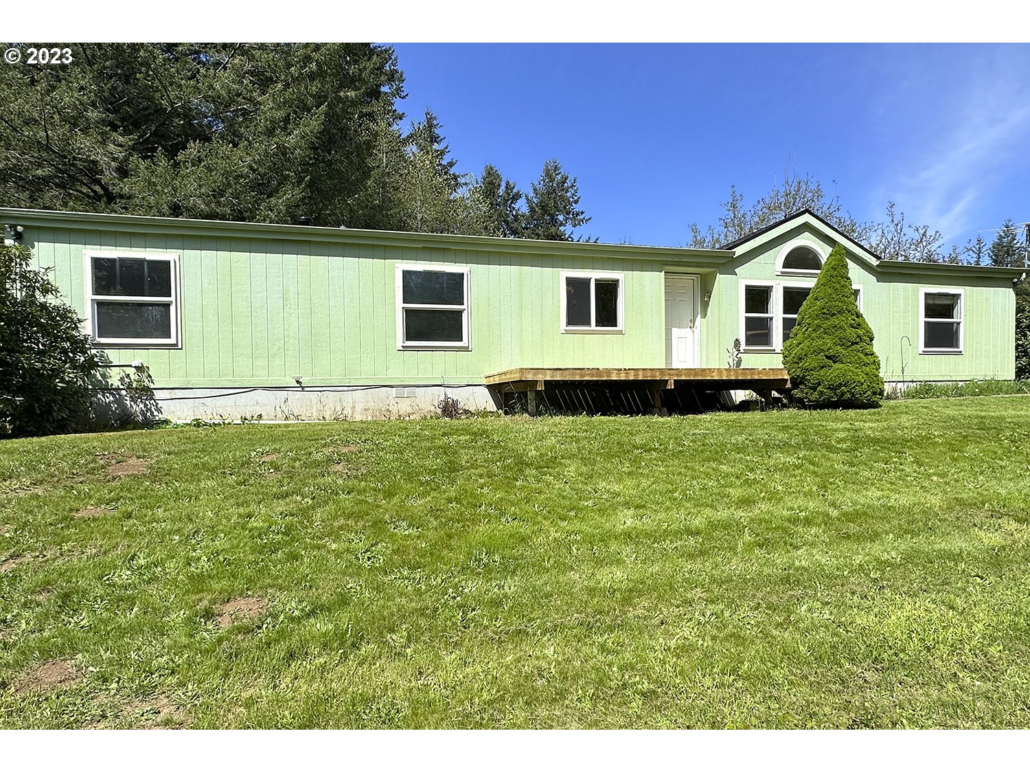 35777 Southeast Divers Road Estacada, OR 97023 - Photo 3 of 33 Front Yard