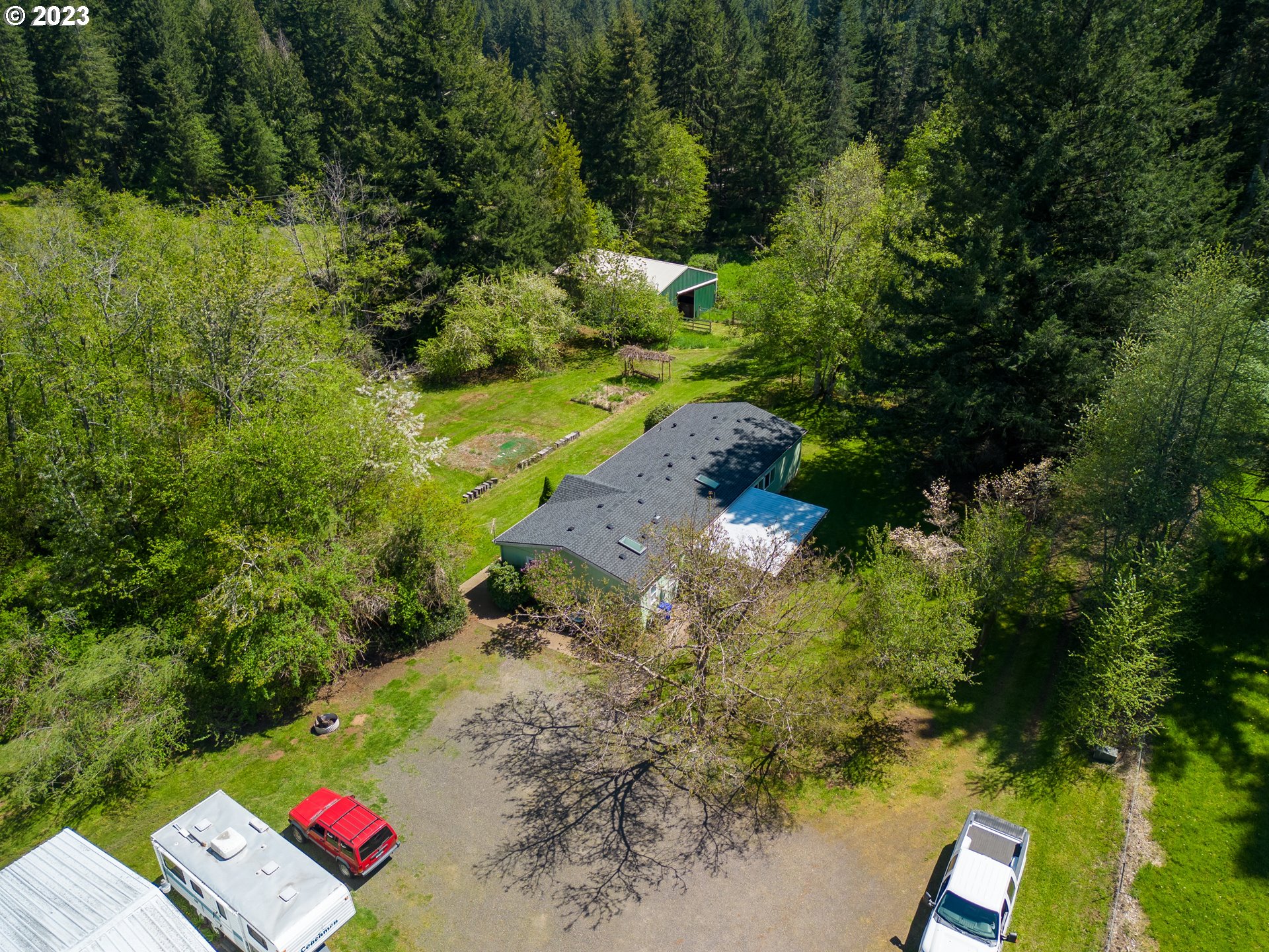 35777 Southeast Divers Road Estacada, OR 97023 - Photo 32 of 33 Gallery Image 32