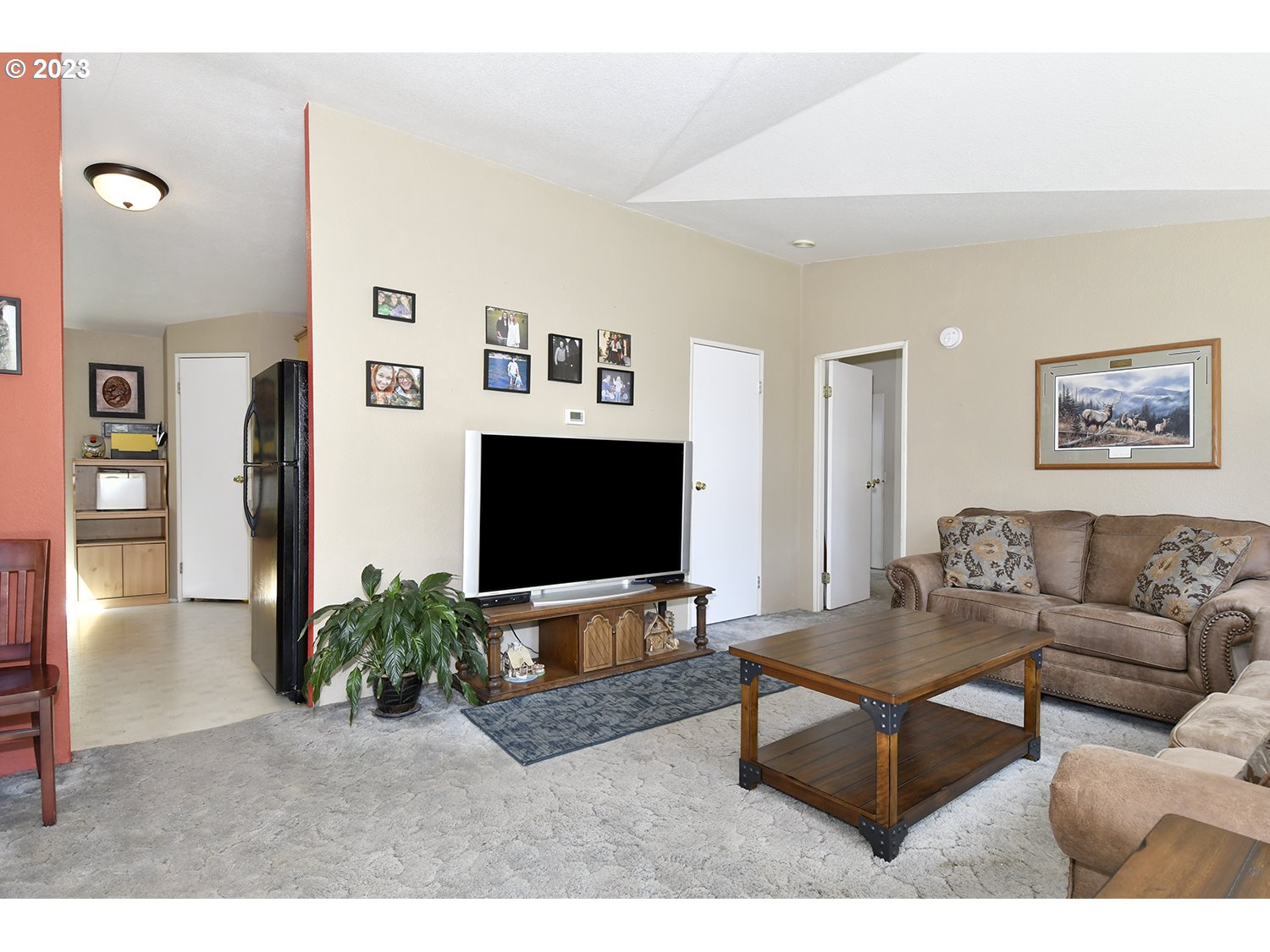 35777 Southeast Divers Road Estacada, OR 97023 - Photo 6 of 33 Gallery Image 6
