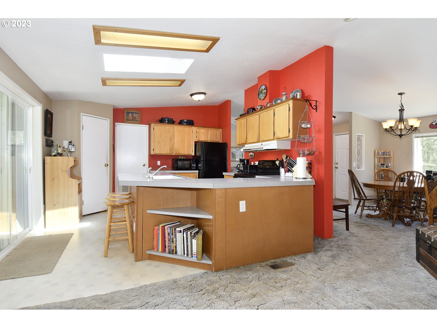 35777 Southeast Divers Road Estacada, OR 97023 - Photo 8 of 33 Gallery Image 8