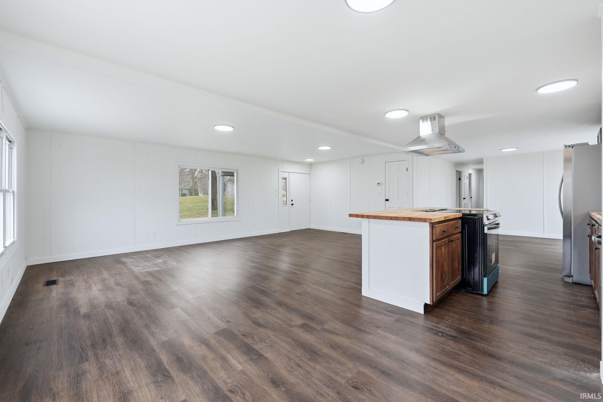 7329 Butt Road Fort Wayne, IN 46818 - Photo 11 of 29