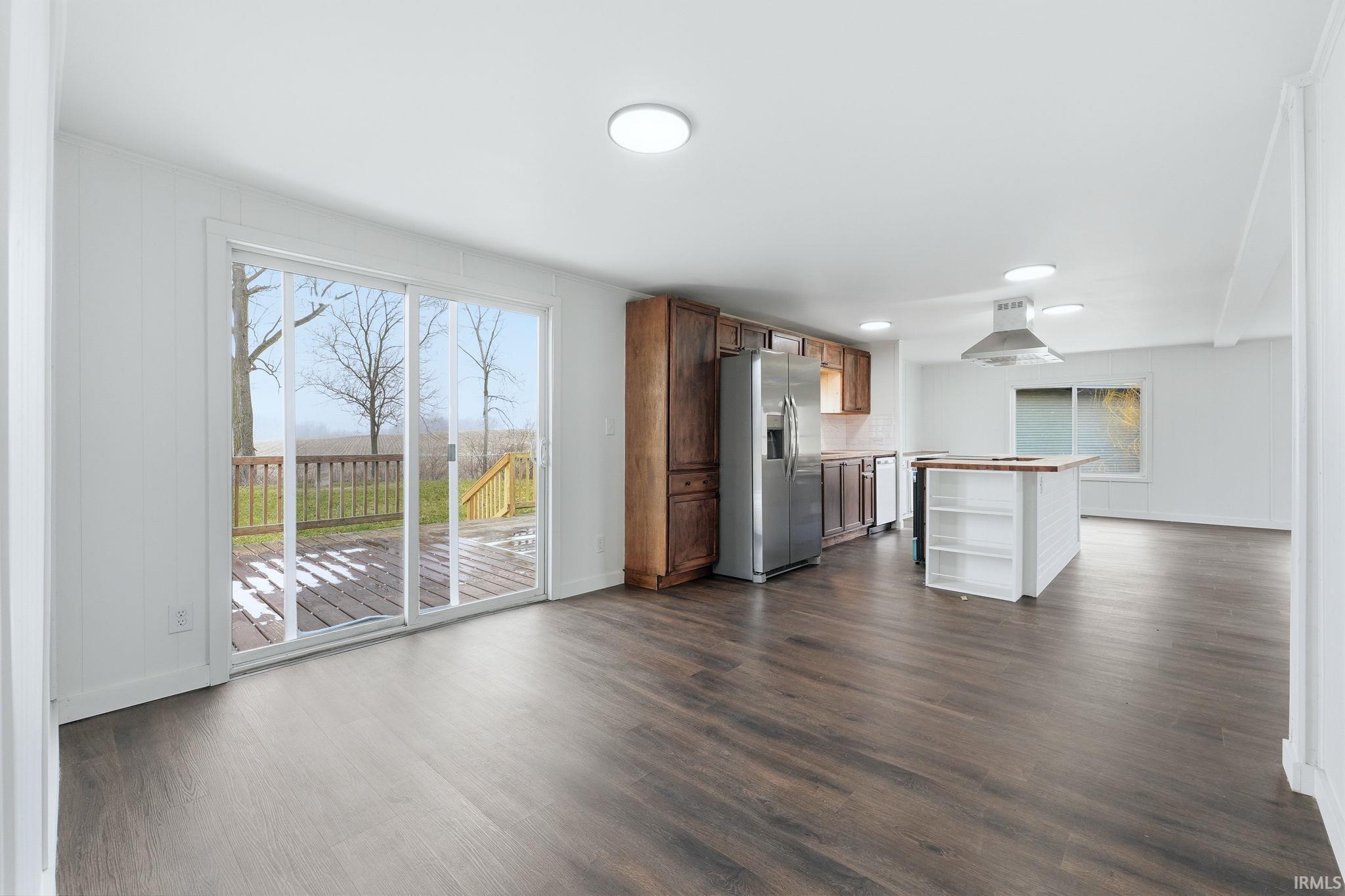 7329 Butt Road Fort Wayne, IN 46818 - Photo 5 of 29