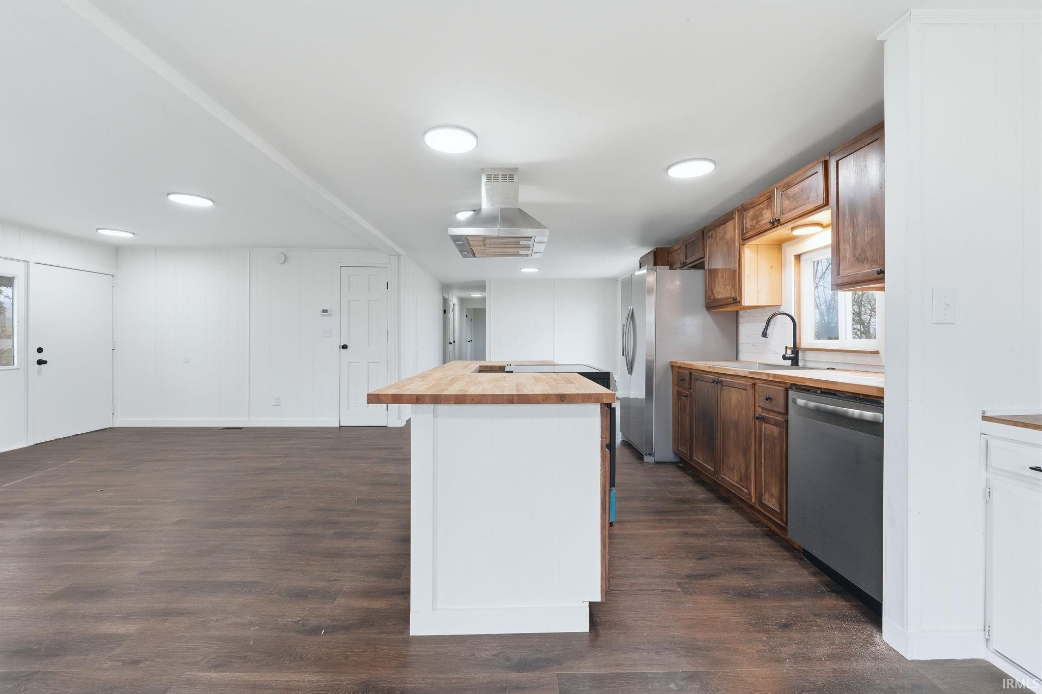 7329 Butt Road Fort Wayne, IN 46818 - Photo 10 of 29