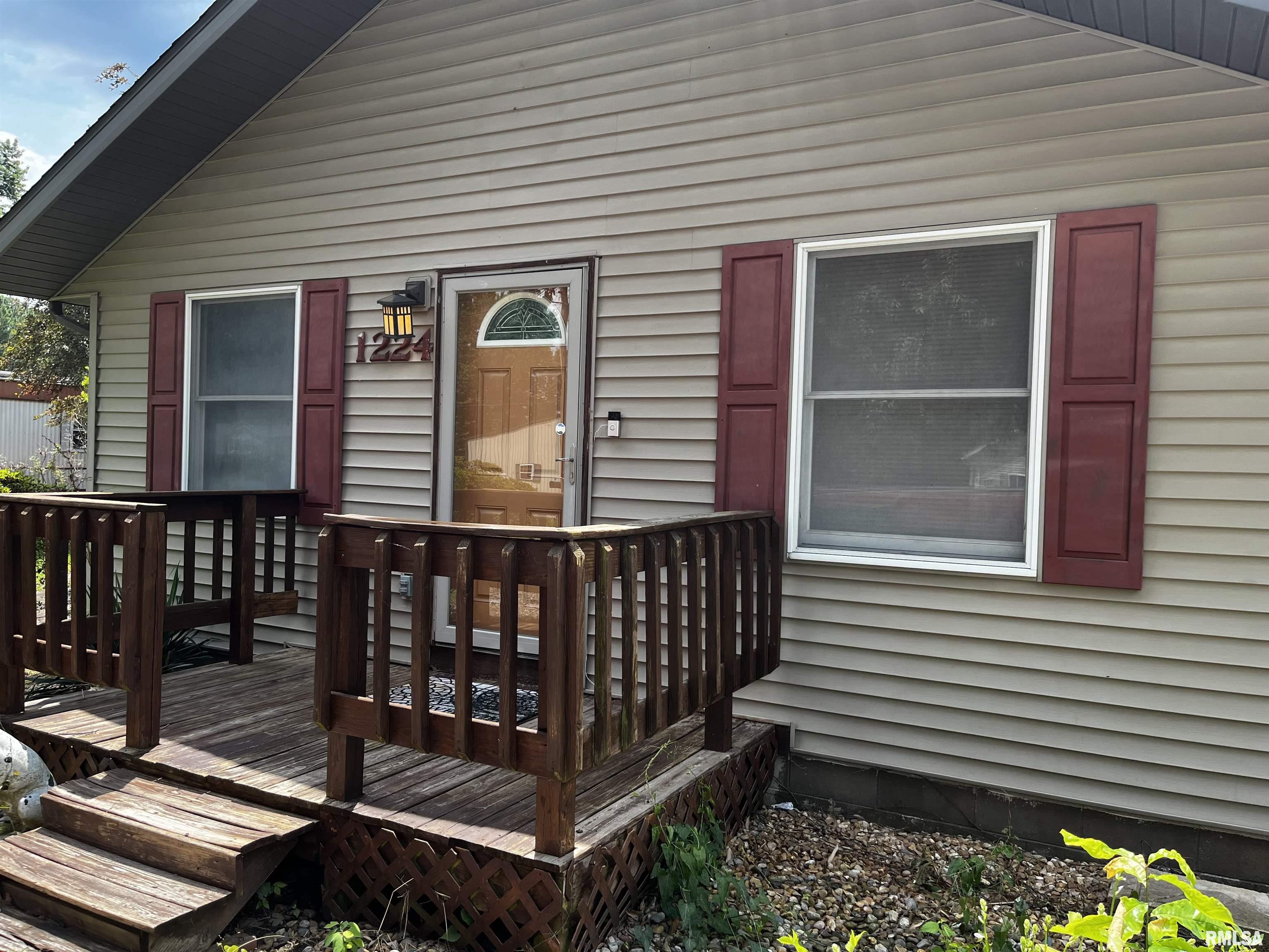 1224 West Harrison Road Murphysboro, IL 62966 - Photo 3 of 47