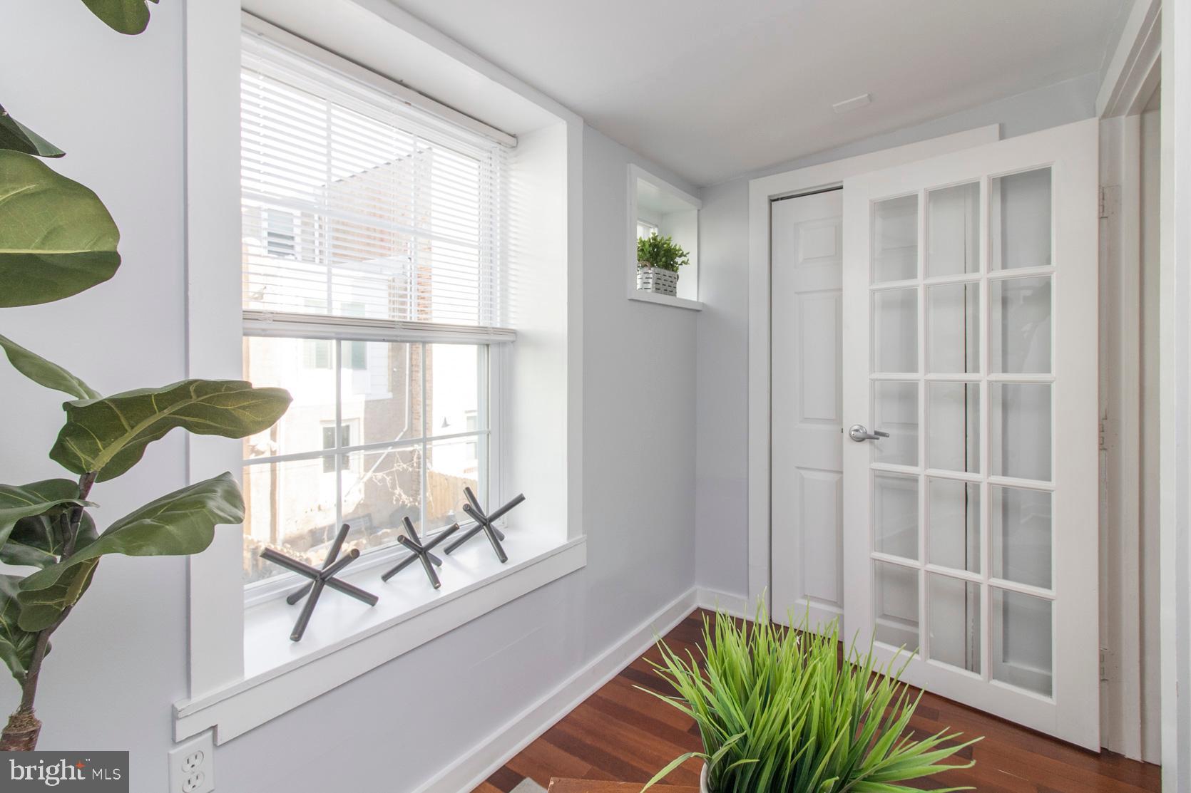1725 Webster Street Philadelphia, PA 19146 - Photo 18 of 27