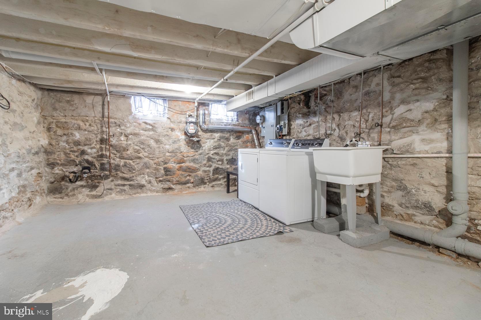1725 Webster Street Philadelphia, PA 19146 - Photo 25 of 27