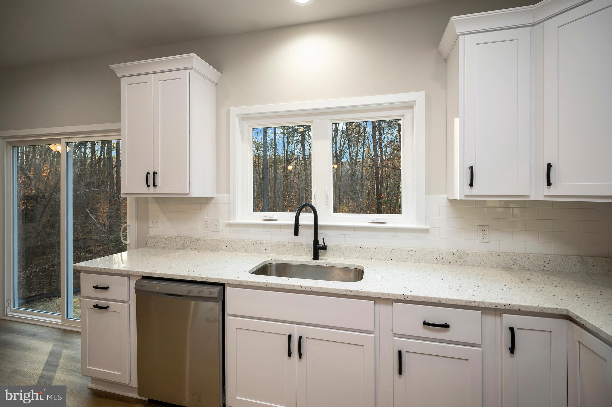 10631 Plank Road Spotsylvania, VA 22553 - Photo 25 of 46