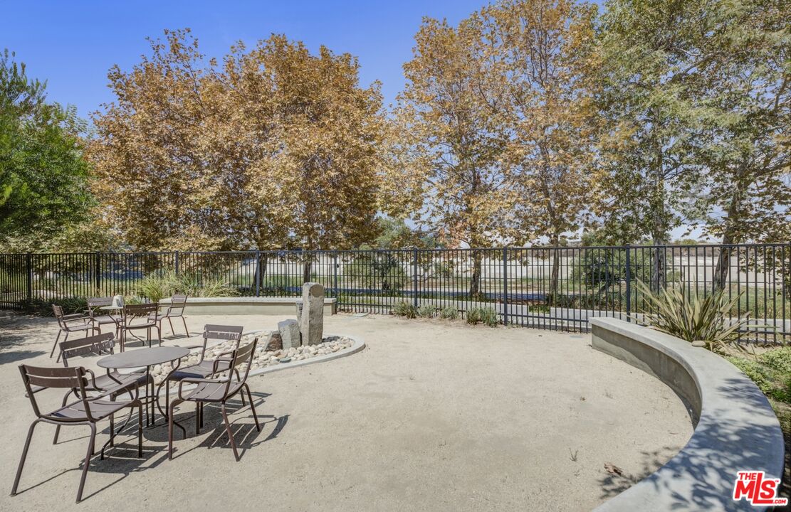 2972 Ripple Place, Unit 101 Los Angeles, CA 90039 - Photo 41 of 46 a view of a backyard with sitting area