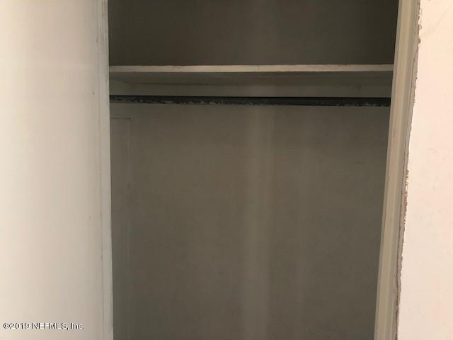 6153 Colgate Road Jacksonville, FL 32217 - Photo 14 of 25 a close up view of a rack