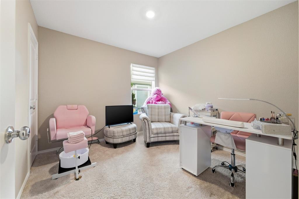 421 Corsair Way Ferris, TX 75125 - Photo 14 of 34 Office featuring light carpet and baseboards