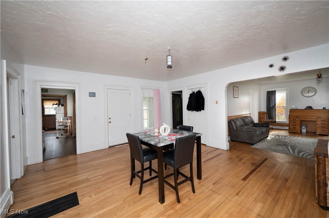 10961 Madison Road Montville, OH 44064 - Photo 5 of 38