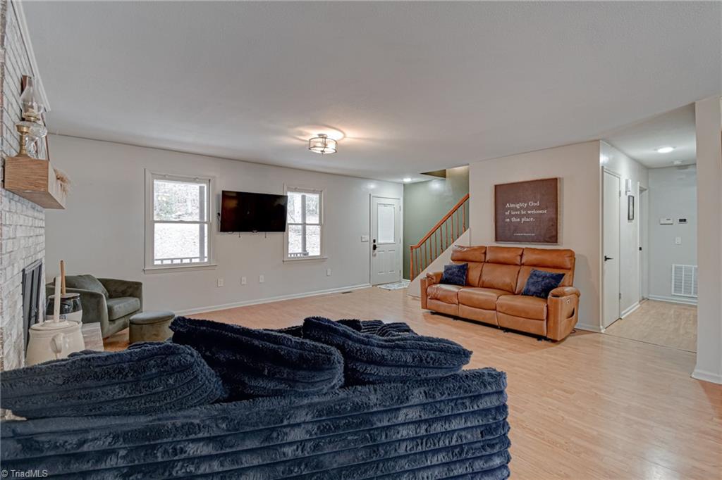 1410 West Old Phillips Road Pinnacle, NC 27043 - Photo 11 of 43