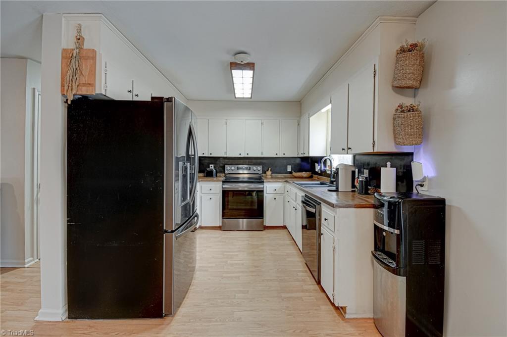 1410 West Old Phillips Road Pinnacle, NC 27043 - Photo 12 of 43