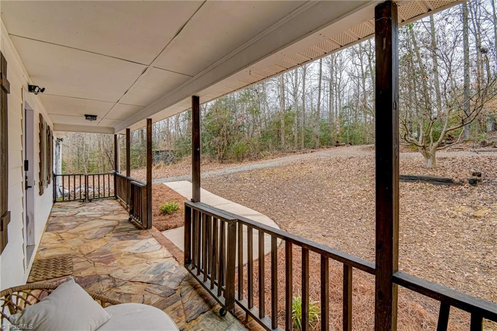 1410 West Old Phillips Road Pinnacle, NC 27043 - Photo 4 of 41