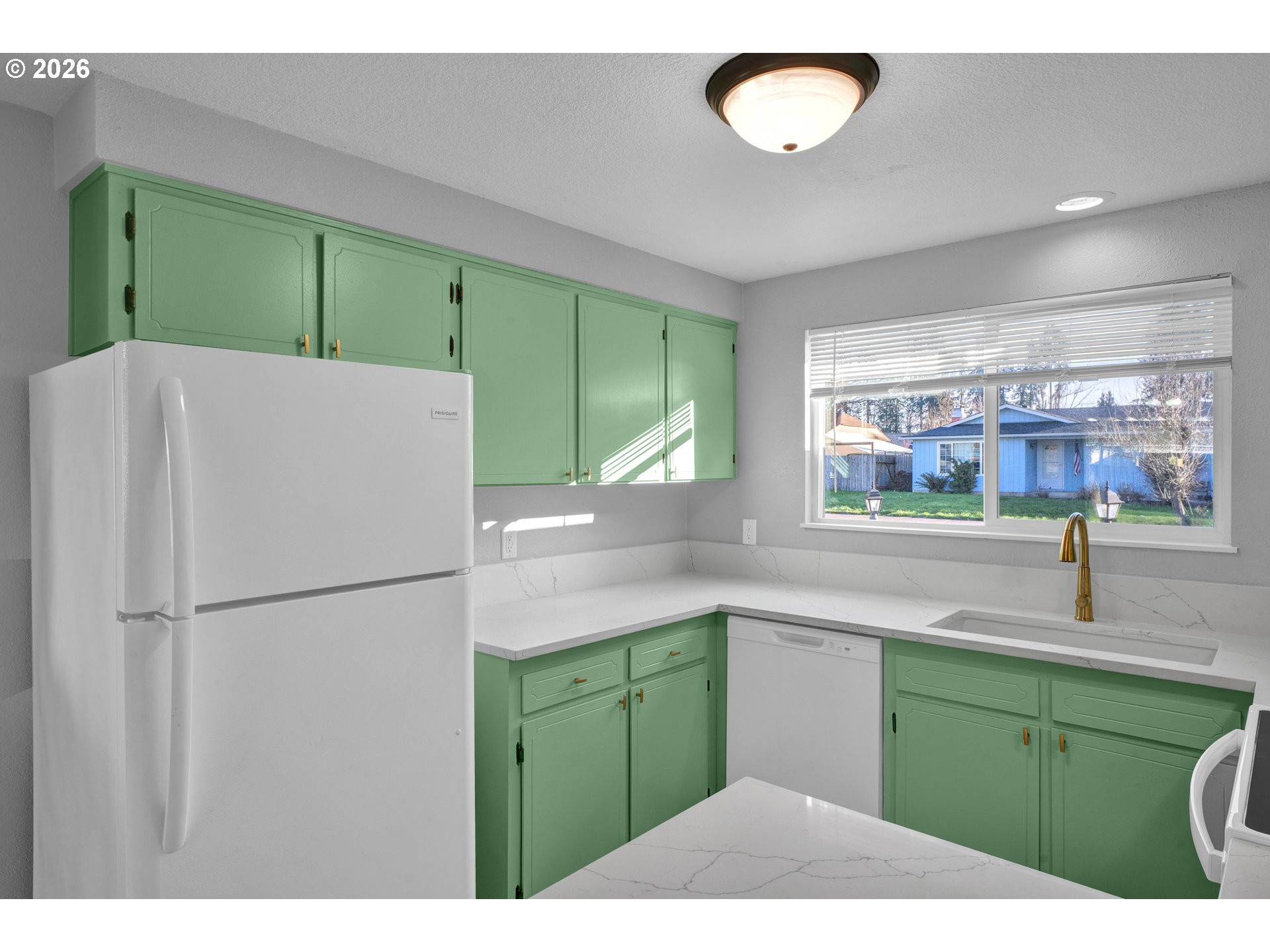 520 South 51st Place Springfield, OR 97478 - Photo 12 of 44