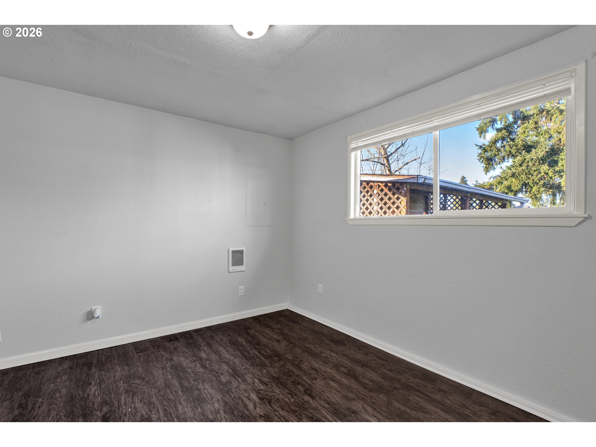 520 South 51st Place Springfield, OR 97478 - Photo 17 of 44