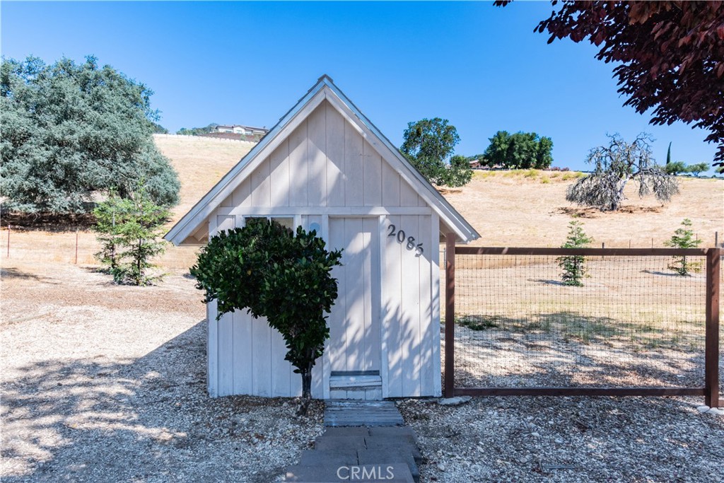 2085 Hanging Tree Lane Templeton, CA 93465 - Photo 26 of 33 Cute little doll house or can be used for storage.