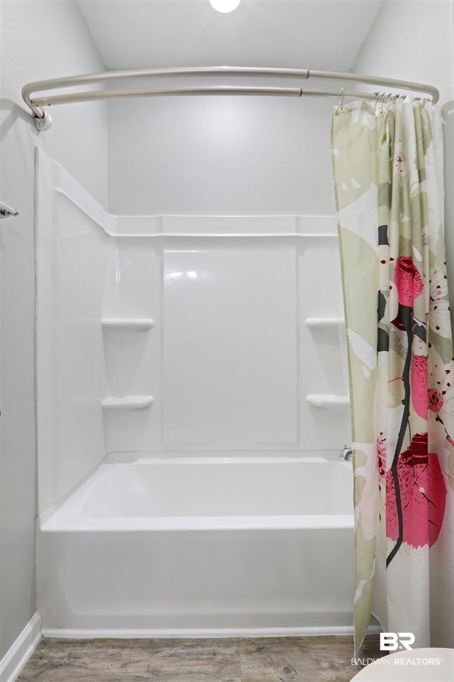 16841 Feder Drive Foley, AL 36535 - Photo 15 of 22 Jack-N-Jill Bath