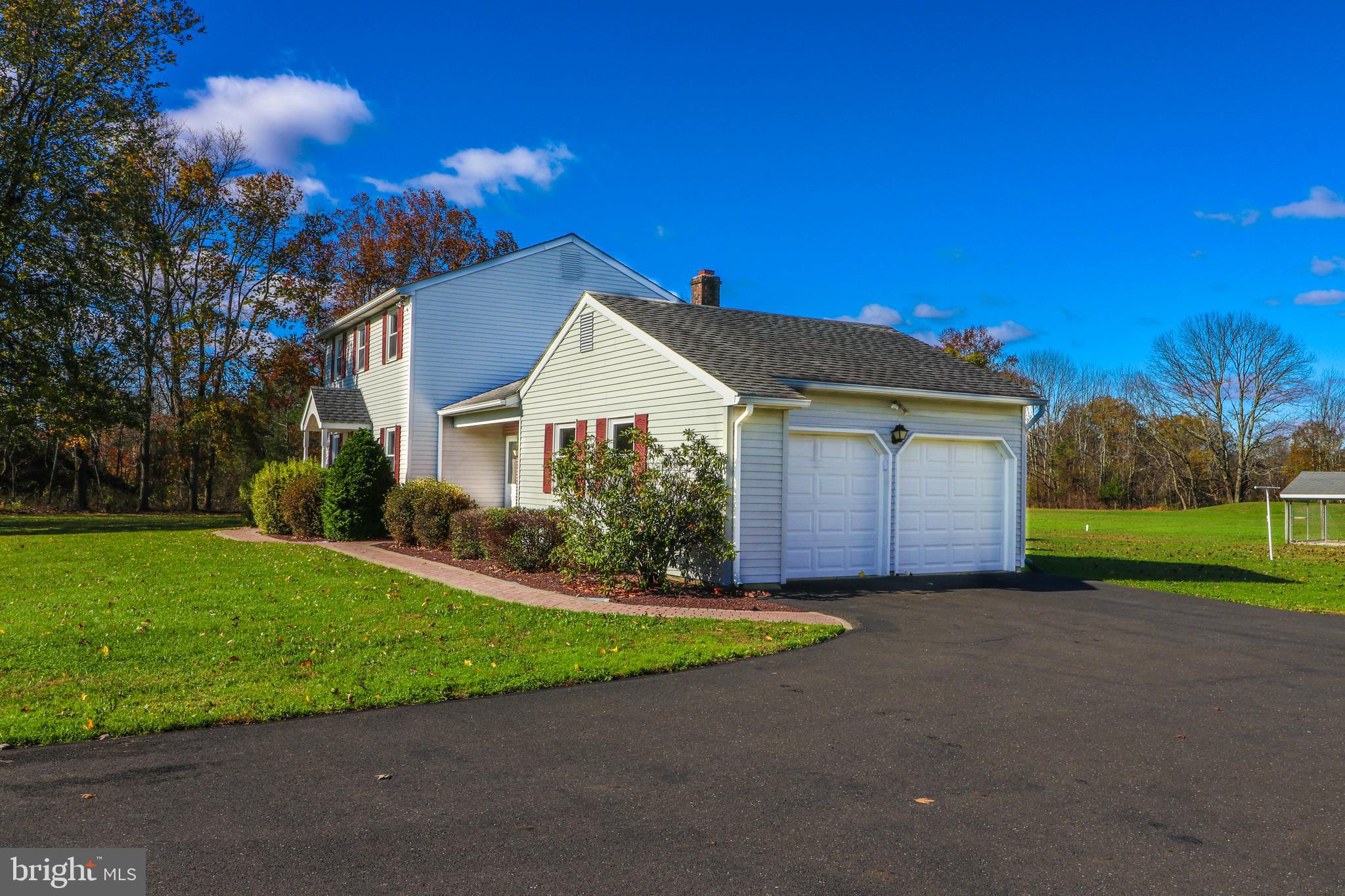 3309 Miller Road Pennsburg, PA 18073 - Photo 5 of 45 Attached 2 Car Garage with Exit to Back Yard