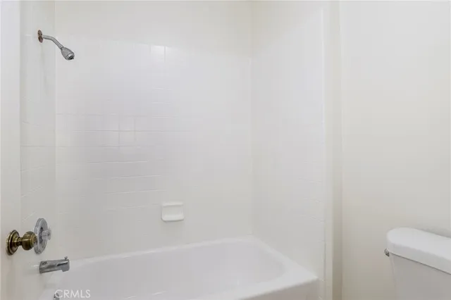 $450,000 | 5738 Skyview Way, Unit C, Agoura Hills, CA 91301