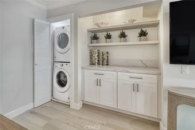 $10,000 | 410 Acacia Avenue, Corona del Mar, CA 92625