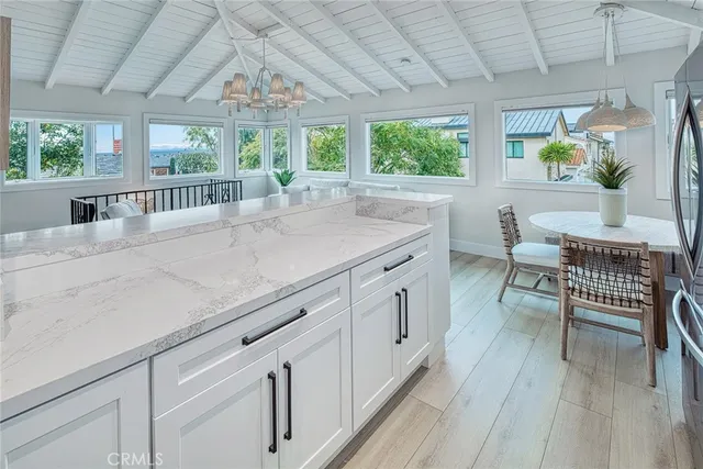 $10,000 | 410 Acacia Avenue, Corona del Mar, CA 92625