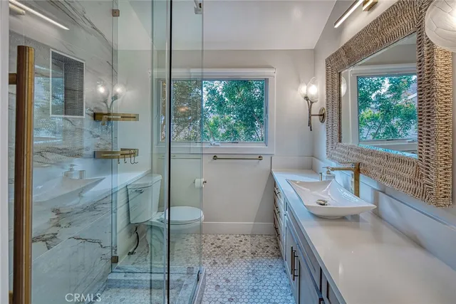 $10,000 | 410 Acacia Avenue, Corona del Mar, CA 92625