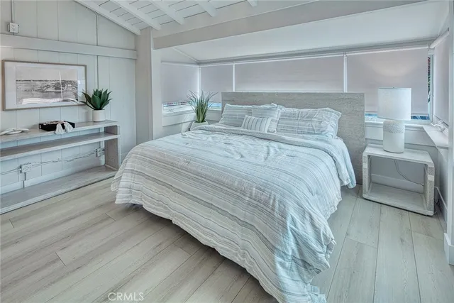 $10,000 | 410 Acacia Avenue, Corona del Mar, CA 92625