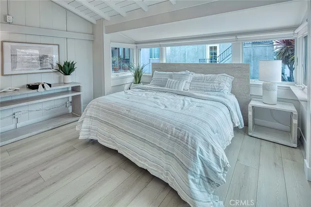 $10,000 | 410 Acacia Avenue, Corona del Mar, CA 92625