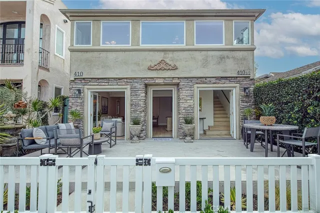 $10,000 | 410 Acacia Avenue, Corona del Mar, CA 92625
