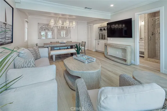 $10,000 | 410 Acacia Avenue, Corona del Mar, CA 92625