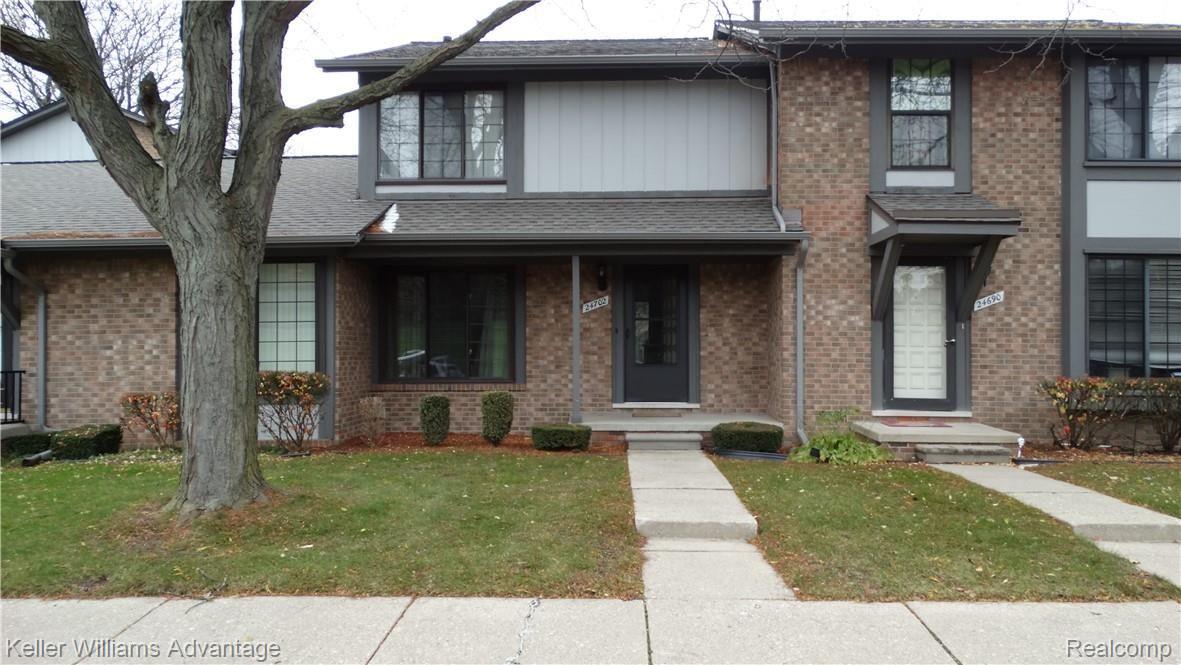 24702 Chalk Farm Road West Warren, MI 48091 - Photo 1 of 17 DSC02409.JPG
