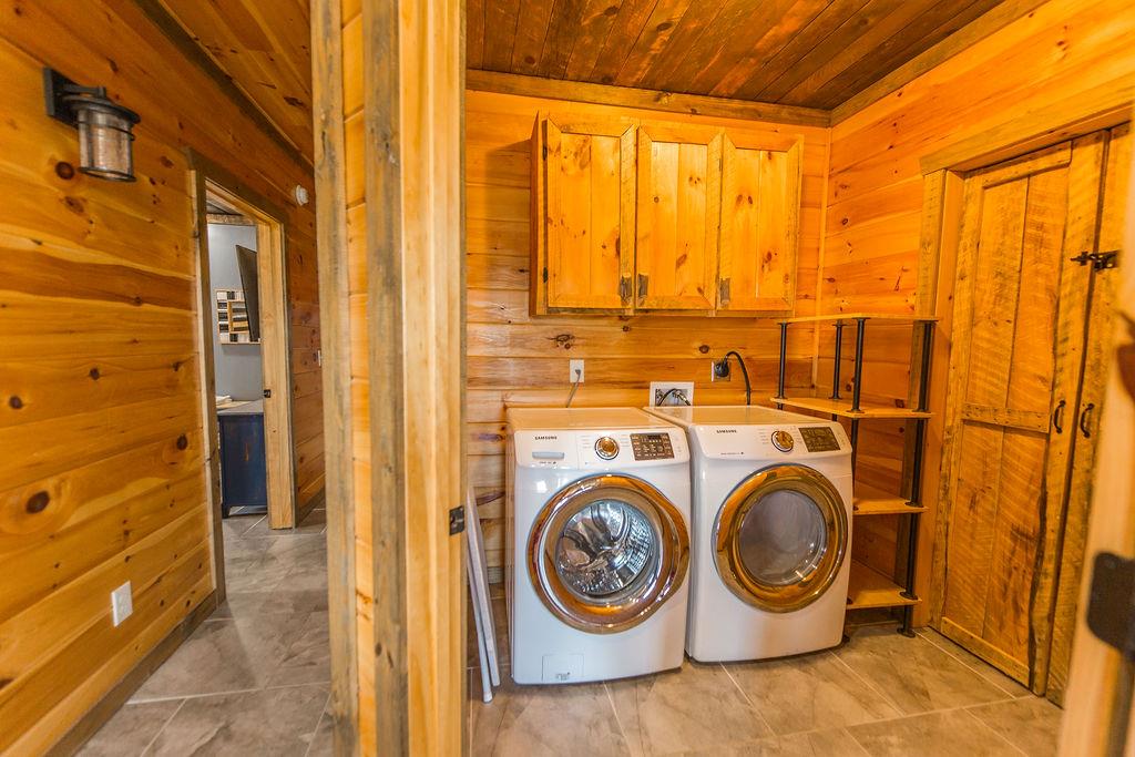 576 Century Blue Ridge Blue Ridge, GA 30513 - Photo 40 of 71 a view of washer and dryer