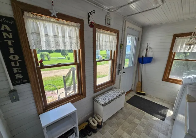 $415,000 | 2047 60th Avenue, Pipestone, MN 56164