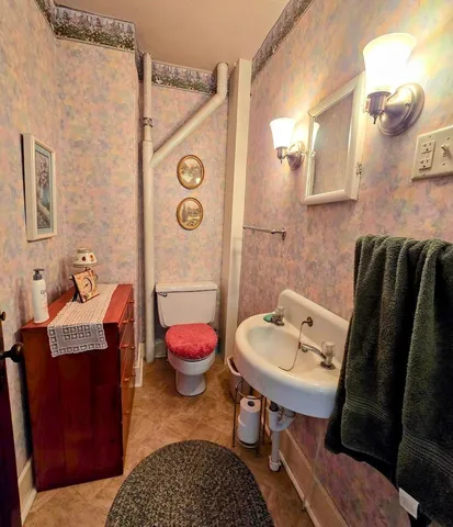 $415,000 | 2047 60th Avenue, Pipestone, MN 56164