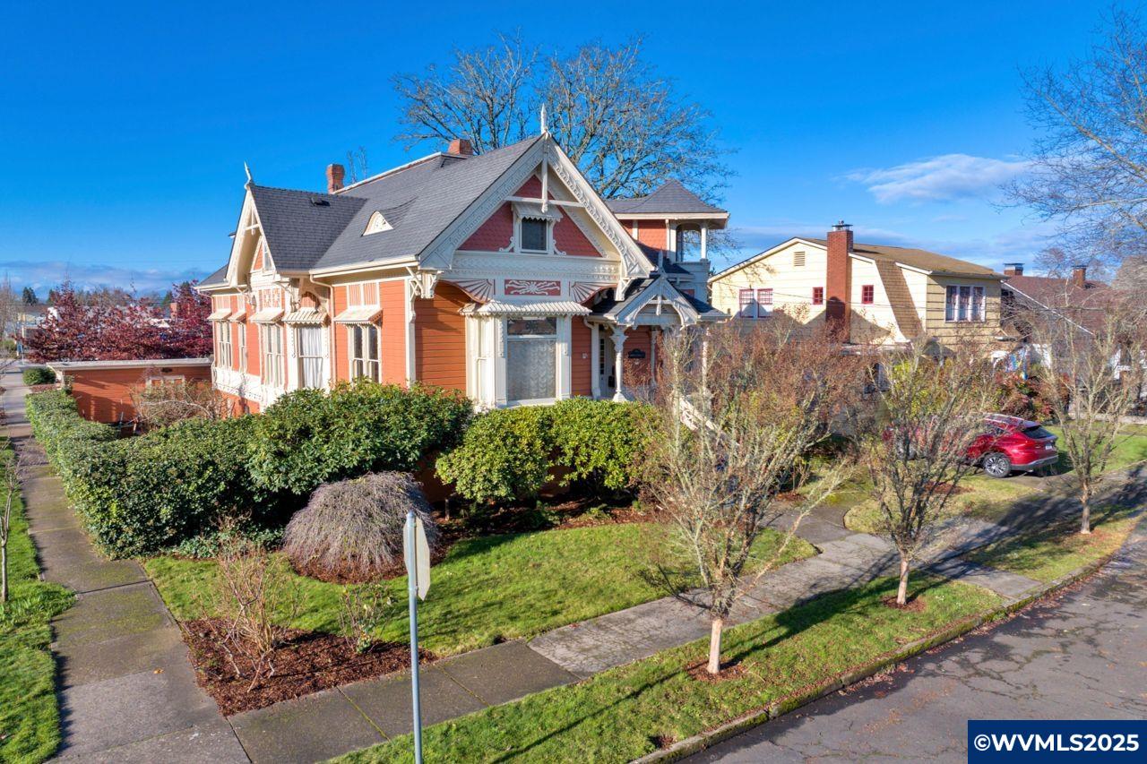 632 Southeast Baker Street Albany, OR 97321 - Photo 2 of 50