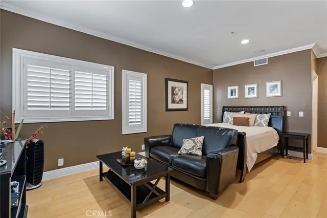 $8,500 | 1314 Pacific Coast Highway, Unit D, Huntington Beach, CA 92648