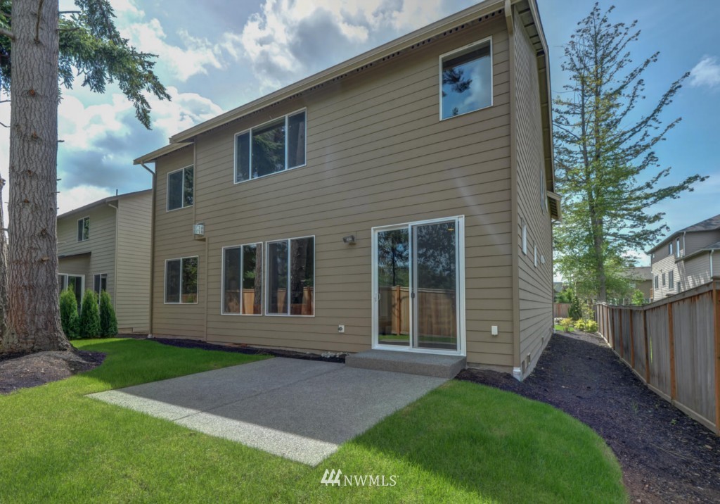 4722 Northeast 3rd Place, Unit 9 Renton, WA 98059 - Photo 14 of 15