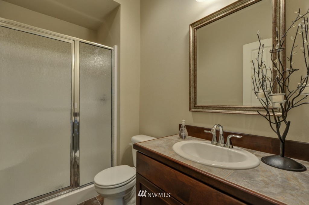 4722 Northeast 3rd Place, Unit 9 Renton, WA 98059 - Photo 8 of 15
