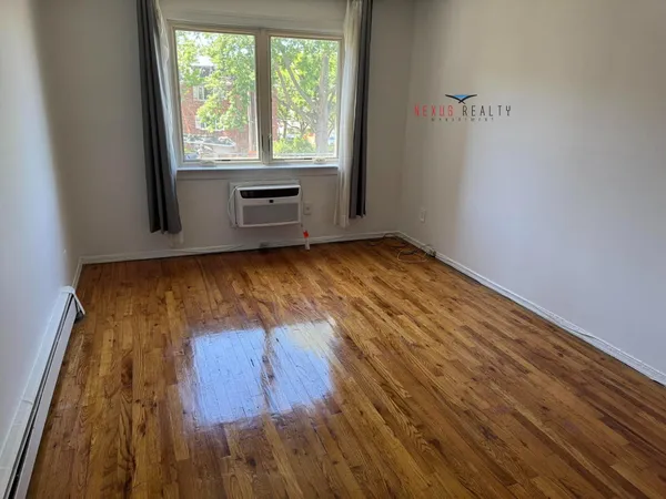 $3,000 | 25-12 Parsons Boulevard, Unit 3 | Flushing