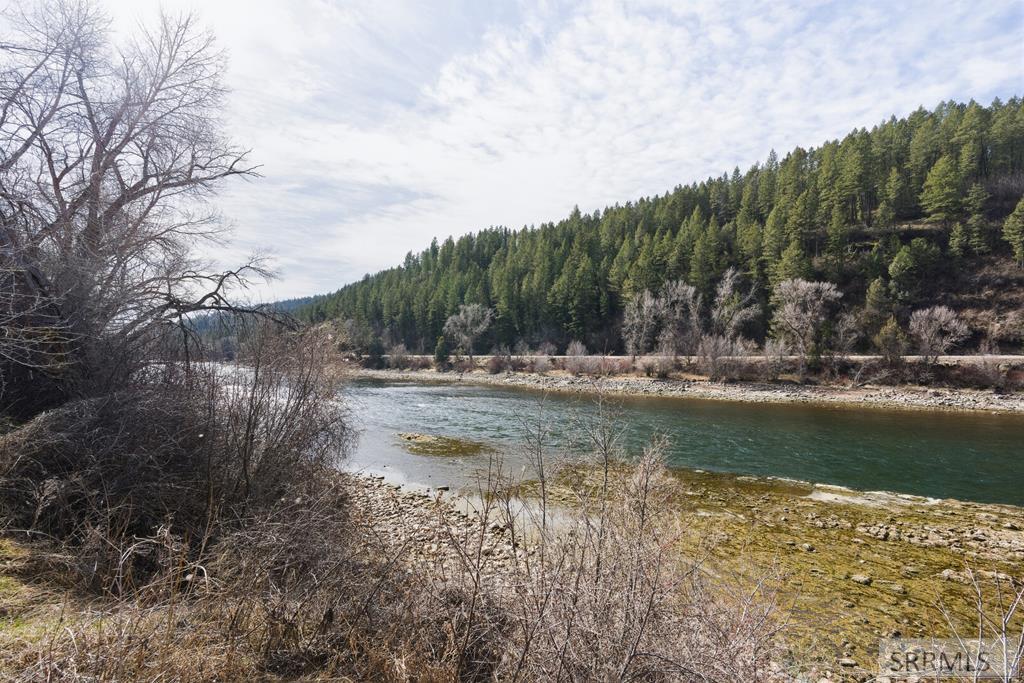 L32-b3 Raven Road Irwin, ID 83428 - Photo 2 of 22