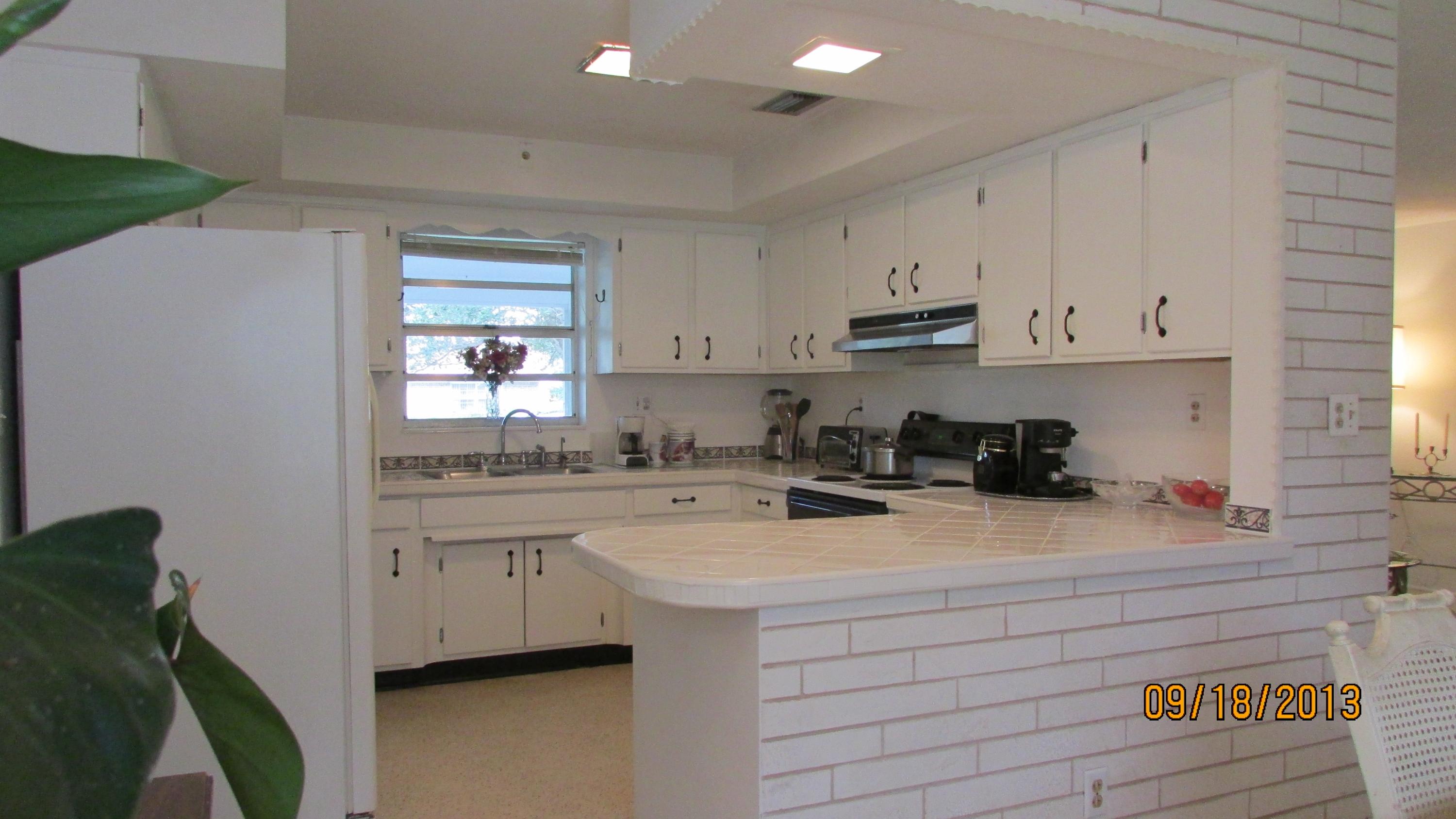 118 Norfolk Road Jupiter, FL 33469 - Photo 7 of 9 IMG_0106