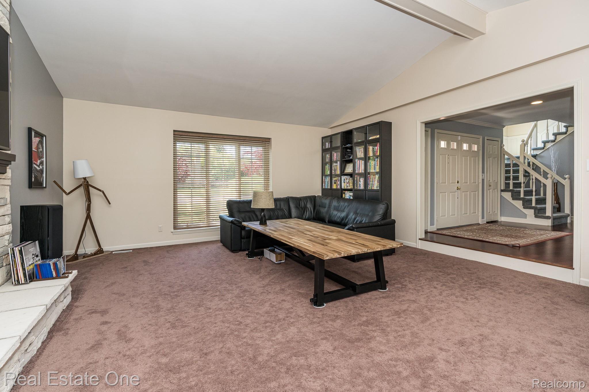 3460 Wedgewood Drive Rochester, MI 48306 - Photo 10 of 47 Wedgewood MLS-W022.jpg