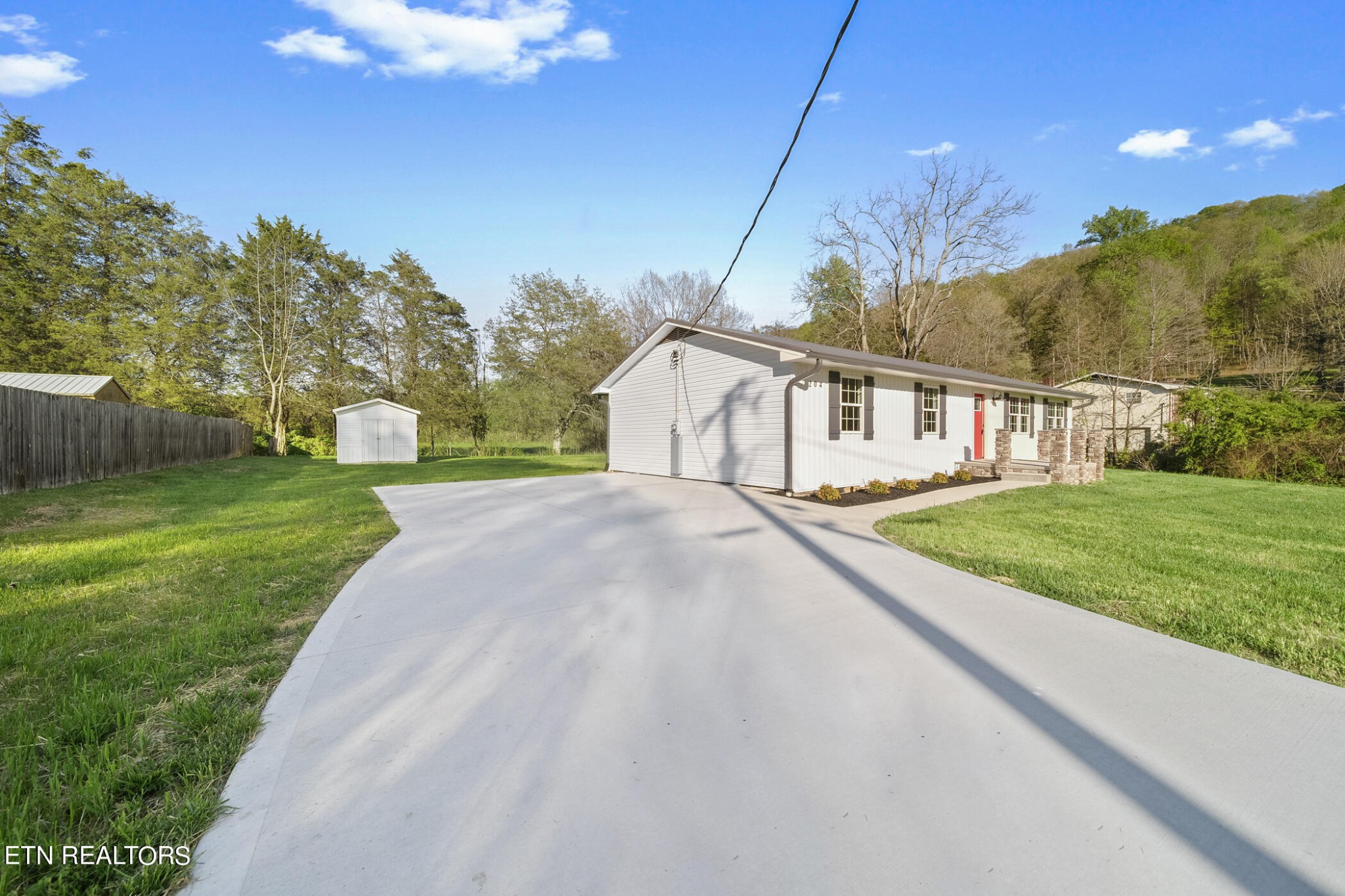 204 Green Acres Road Maynardville, TN 37807 - Photo 4 of 29 Gallery Image 4